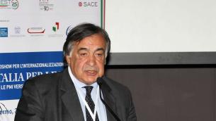 Falsi nei bilanci, indagati sindaco di Palermo Orlando e altri 23