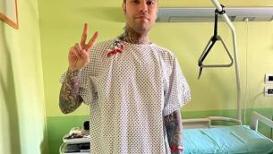 Fedez su Instagram: "Operato per un raro tumore al pancreas"
