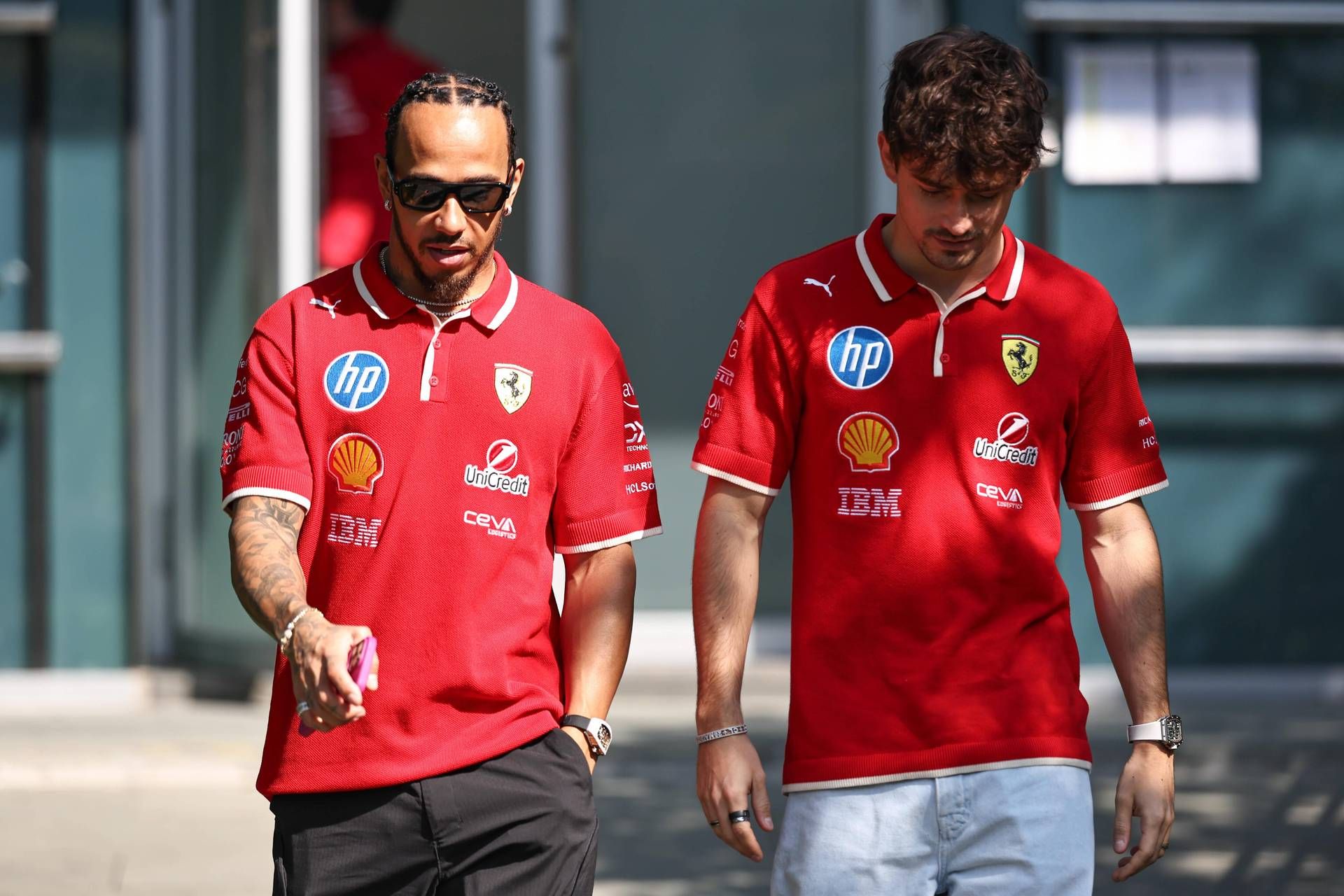 Ferrari, Hamilton e Leclerc costano caro