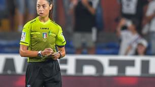 Ferrieri Caputi prima donna in Serie A, arbitra Sassuolo-Salernitana