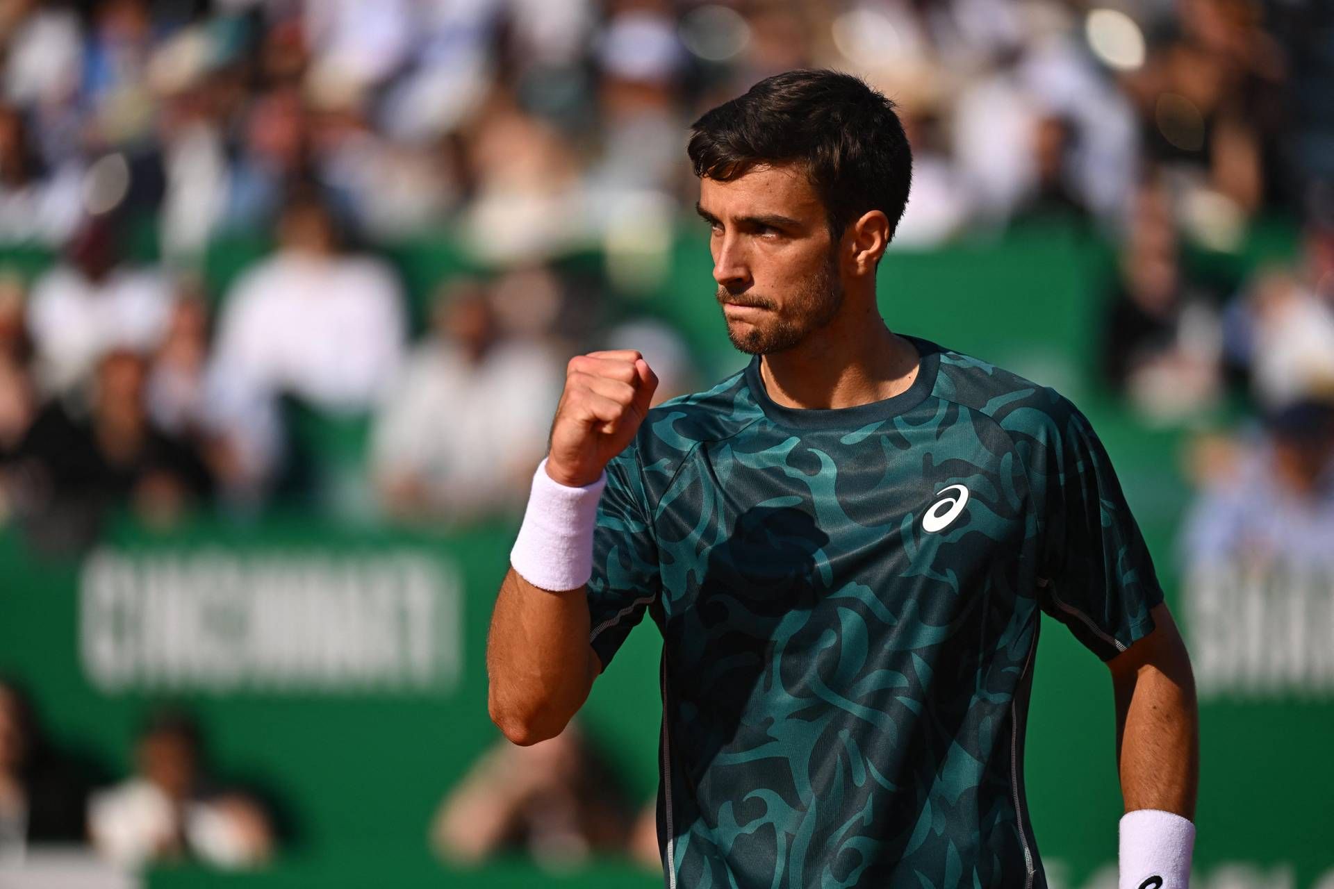 Festa Musetti: rimonta Tsitsipas a Montecarlo