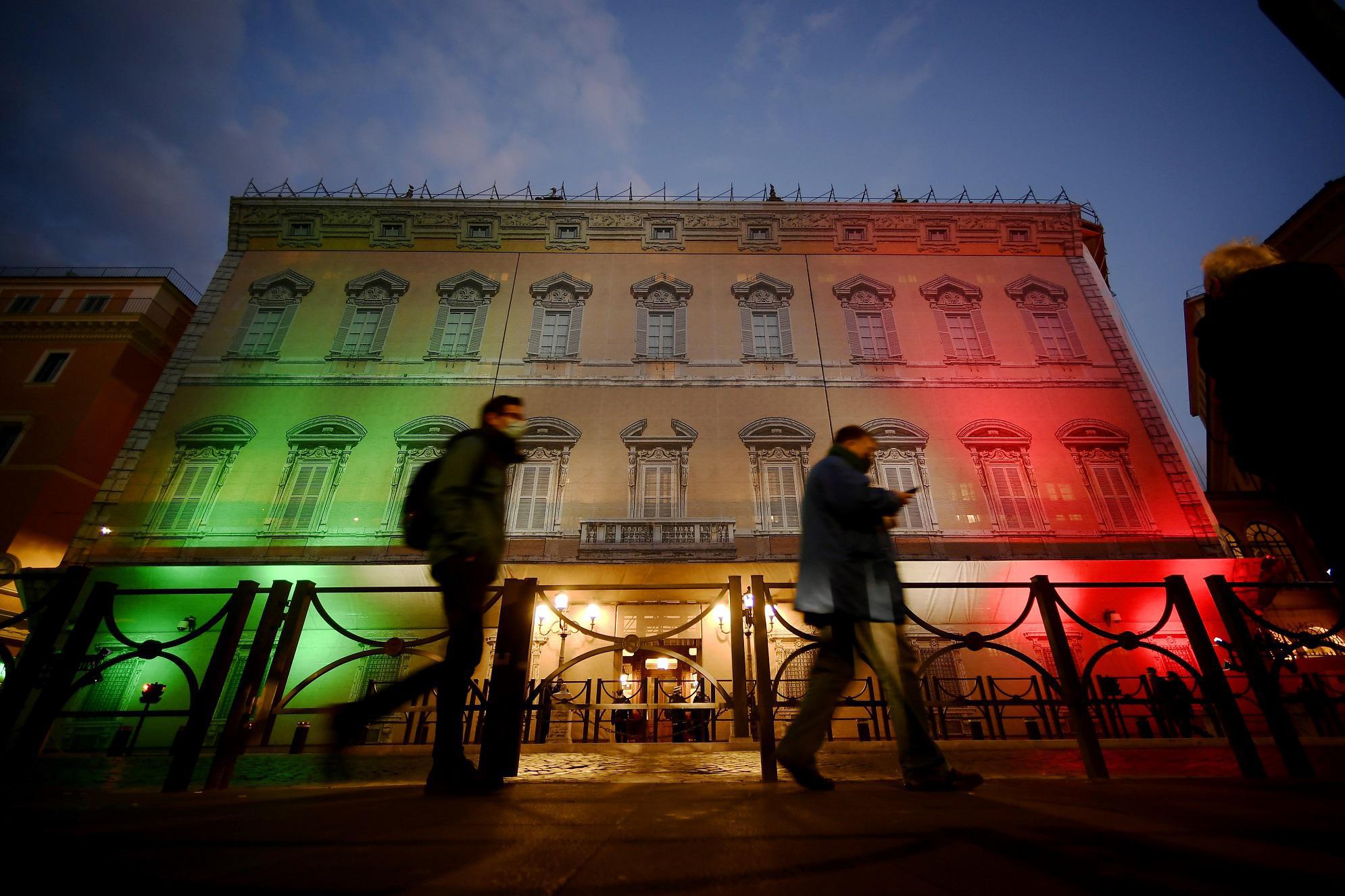 Figli coppie gay, in Senato maggioranza boccia indicazione Ue