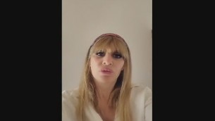 Figli di due mamme, Mussolini contro procura Padova: "Colpisce i bambini" - Video