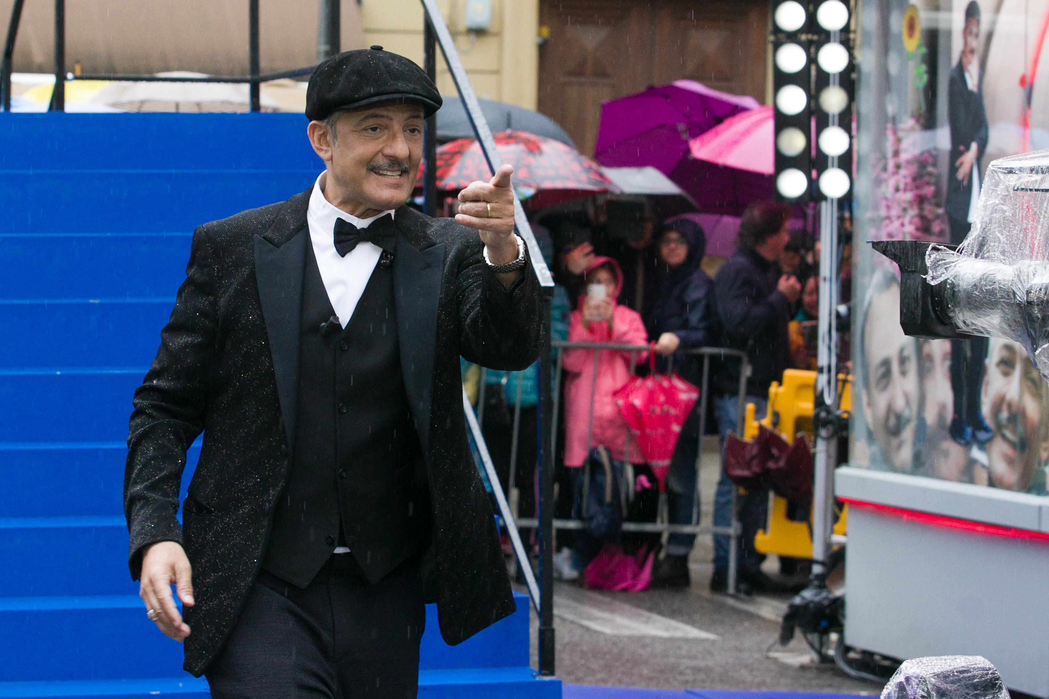 Fiorello e i fuorionda di Andrea Giambruno: "Giorgia Meloni, ormai si divorzia in 24 ore"