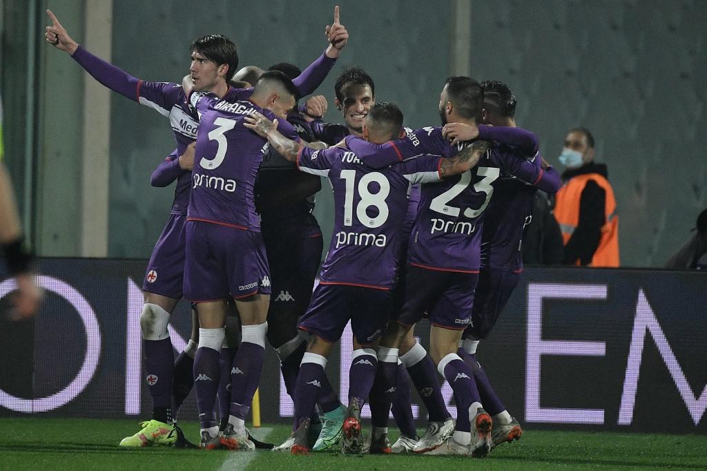 Fiorentina-Milan 4-3, poker viola e primo k.o
