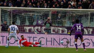 Fiorentina-Verona 1-1, gol di Piatek e Caprari