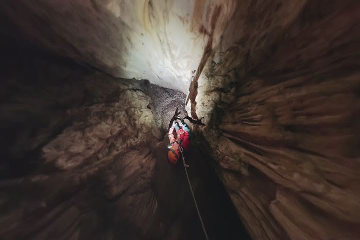Foibe, attacco a troupe Rai che girava servizio su eccidi in Slovenia - Video