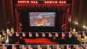 Football, negli Hard Rock Cafe di Firenze, Roma e Venezia la lunga notte del Super Bowl