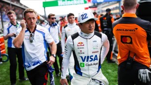 Formula 1, Tsunoda passa in Red Bull