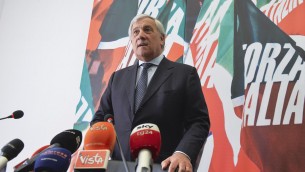 Forza Italia, Tajani: "Niente congressi, nessuno parla di dopo Berlusconi"