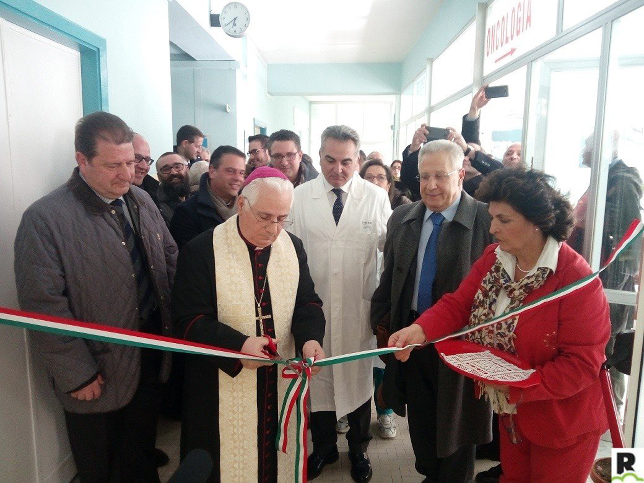 L'inaugurazione dell'ambulatorio di Oncologia, avvenuta lo scorso anno (Foto tratta da ilreventino.it)