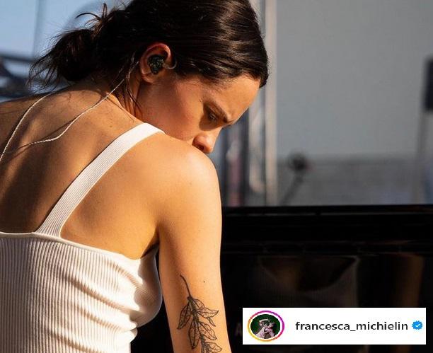Francesca Michielin, stop al tour dopo intervento: "Dolori addominali insopportabili"