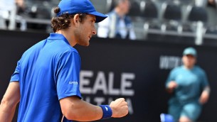 Francesco Passaro, chi è l'azzurro che ha battuto Dimitrov a Roma