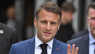 Francia, Macron: "Nuovo governo dopo le Olimpiadi di Parigi 2024"