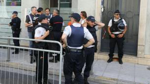 Francia, prete e fedele accoltellati in chiesa a Nizza