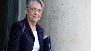 Francia, riforma pensioni: età salirà da 62 a 64 anni entro 2030