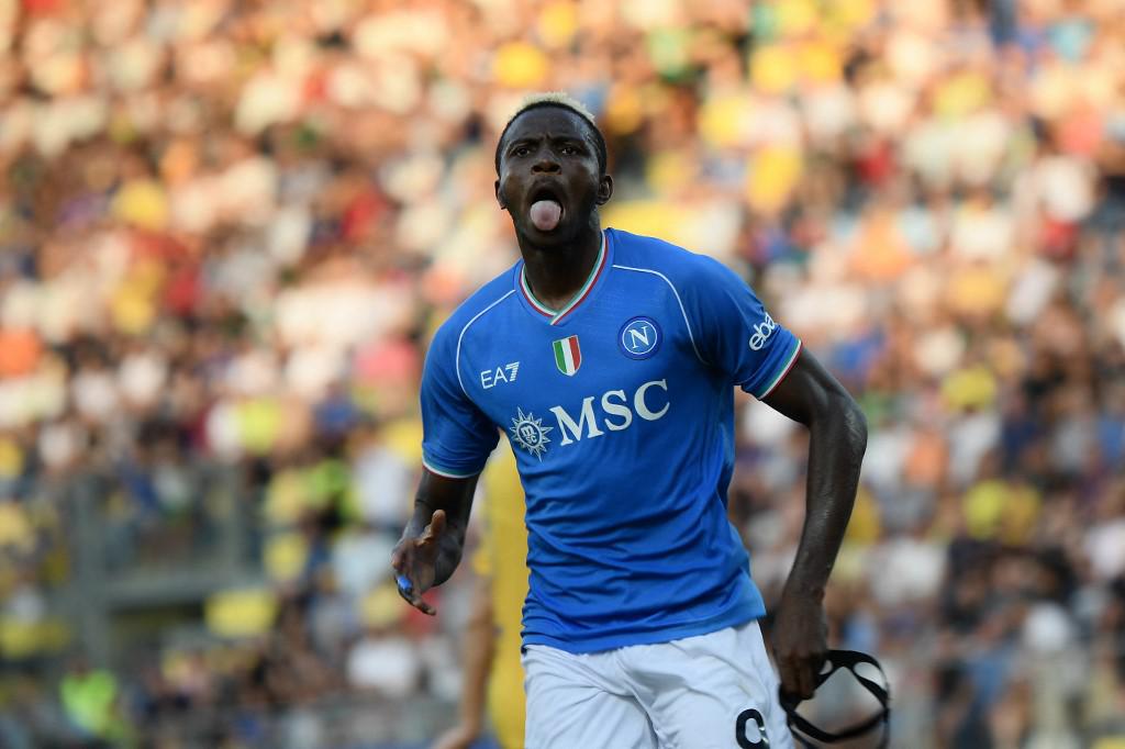 Frosinone-Napoli 1-3, gol di Politano e doppietta di Osimhen
