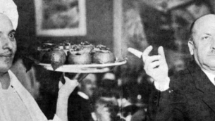 Futurismo, lo chef Ruta: "Dal pollo d'acciaio al bombardamento d'Adrianopoli, la cena senza posate di Marinetti"