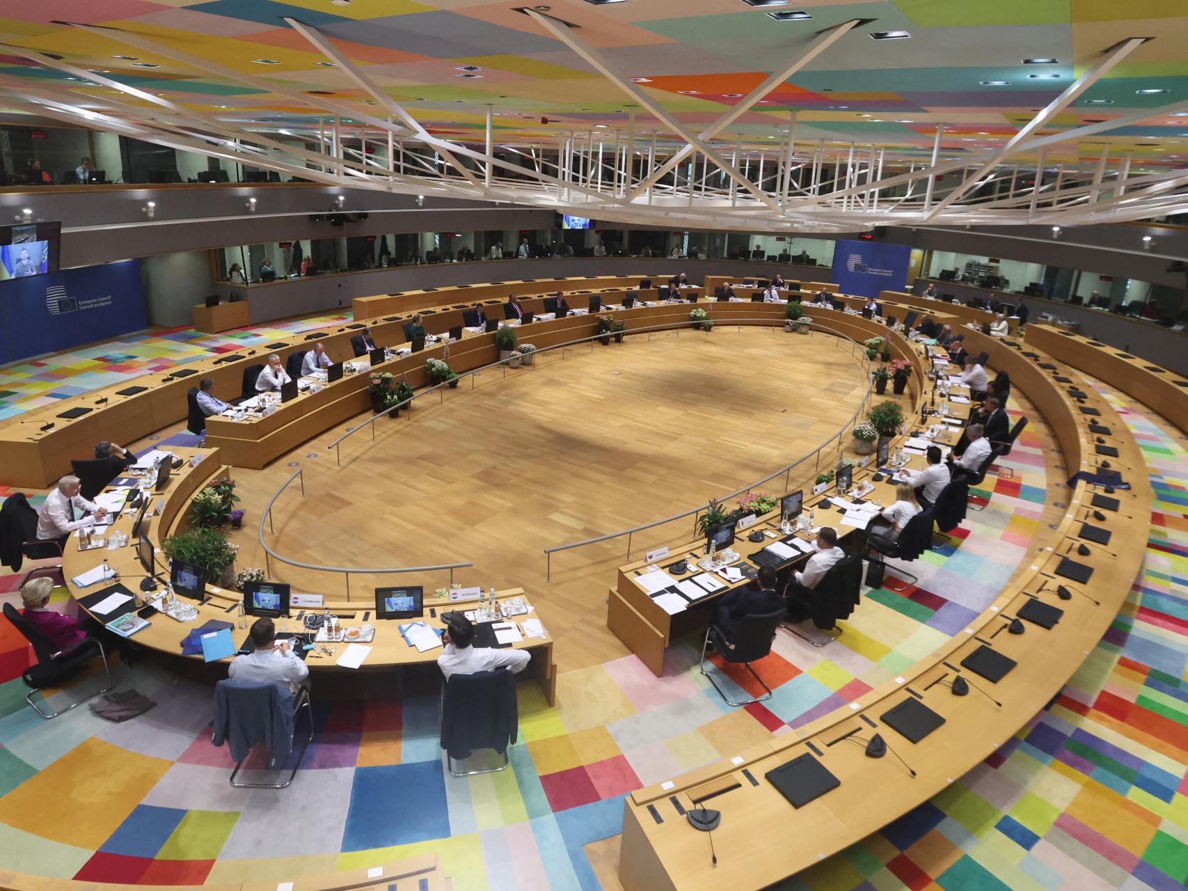 Gas, l'Europa prova a superare il caso Germania