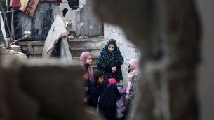 Gaza, arrivati in Italia 14 bambini palestinesi feriti