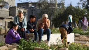 Gaza, Hamas accusa: raid su tenda di sfollati, morti 5 bimbi