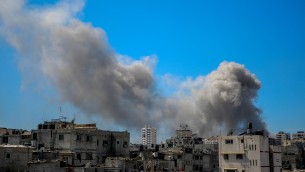 Gaza, Hamas barricato nell'ospedale al-Shifa: bombe contro reparto maternità e pronto soccorso