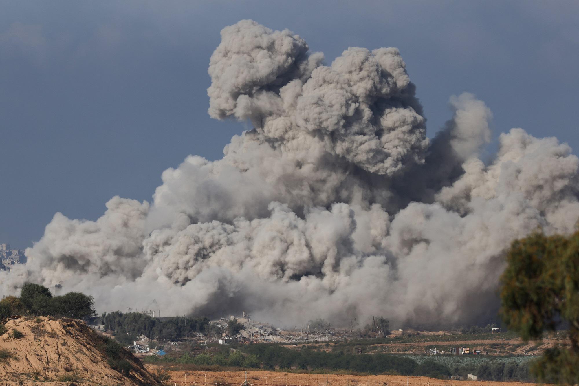 Gaza, Israele colpisce i tunnel di Hamas