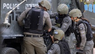 Gaza, la denuncia dell'Onu: "Staff torturato e usato da Idf come scudo umano"