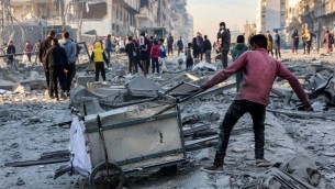 Gaza, media: "Da Hamas ok a bozza accordo per tregua e rilascio ostaggi"