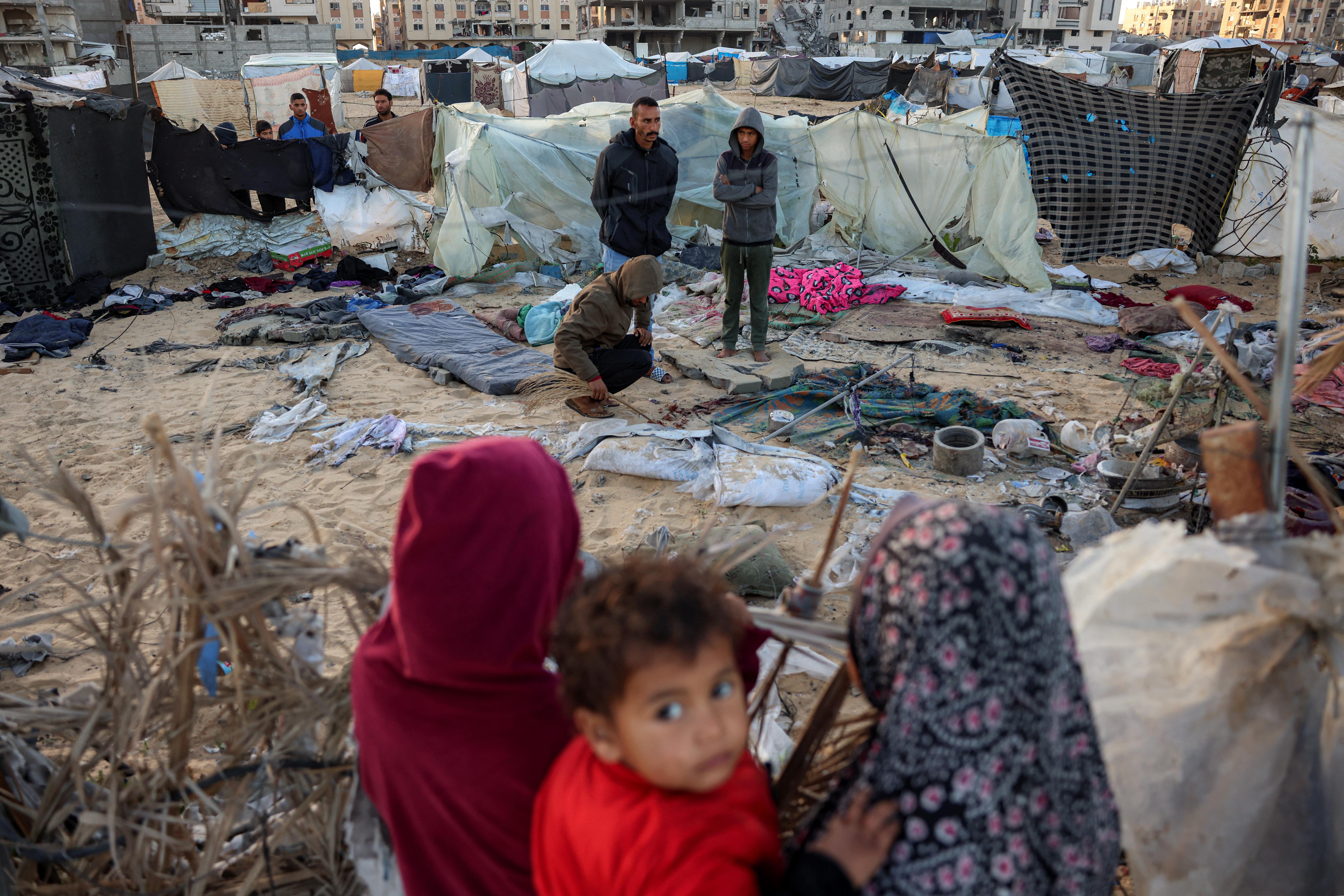 Gaza, nuovi attacchi Israele