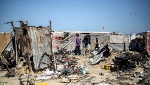 Gaza, nuovi raid israeliani nella notte