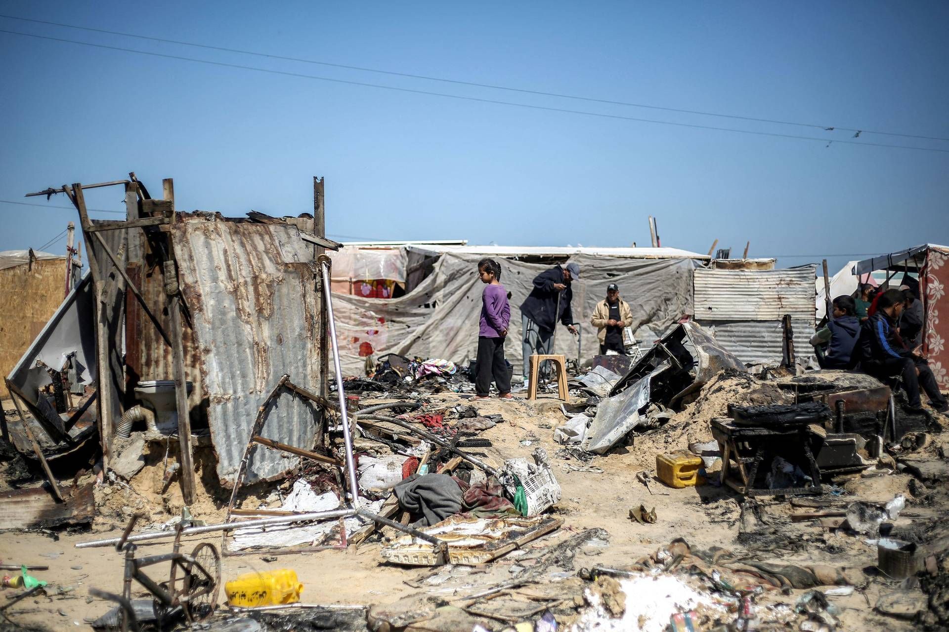 Gaza, nuovi raid israeliani nella notte
