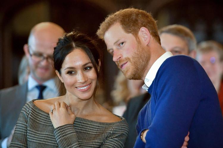 Gb, per Elisabetta Harry accecato da amore per Meghan
