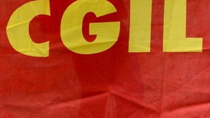 Genova, Cgil denuncia: "Nostro sindacalista vittima di vile aggressione fascista"