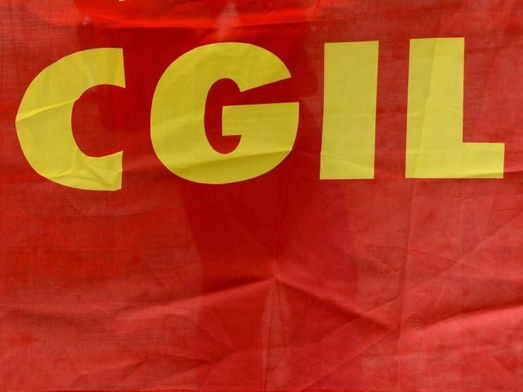 Genova, Cgil denuncia: "Nostro sindacalista vittima di vile aggressione fascista"