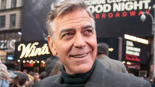 George Clooney debutta a Broadway: "Sì, sono nervoso"