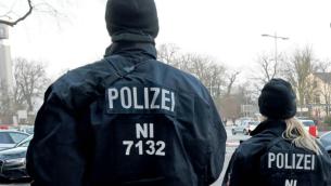 Germania, 596 mandati d'arresto contro estremisti di destra