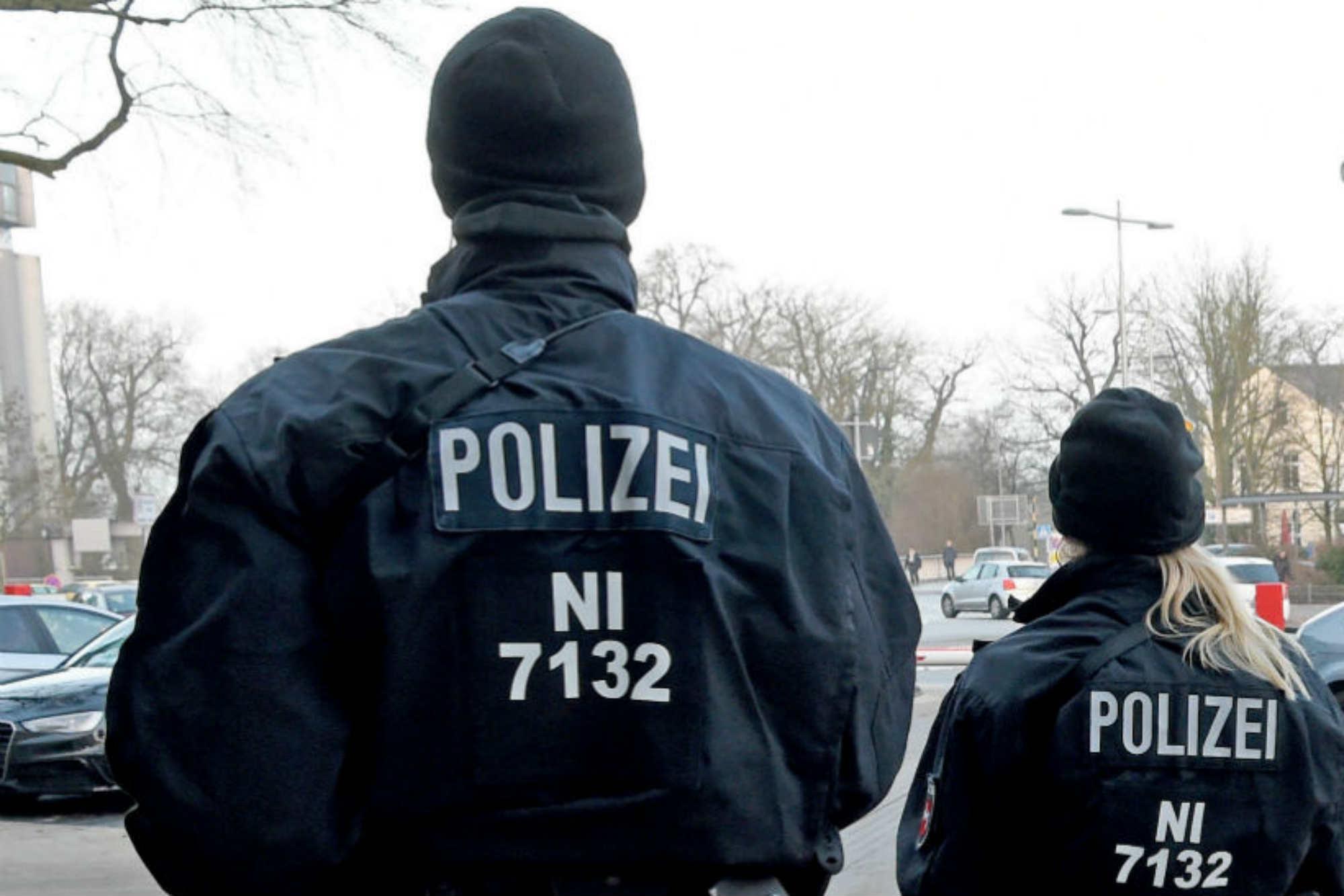 Germania, 596 mandati d'arresto contro estremisti di destra