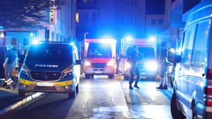 Germania, attacco con coltello a Solingen: morti e feriti, arrestato 15enne