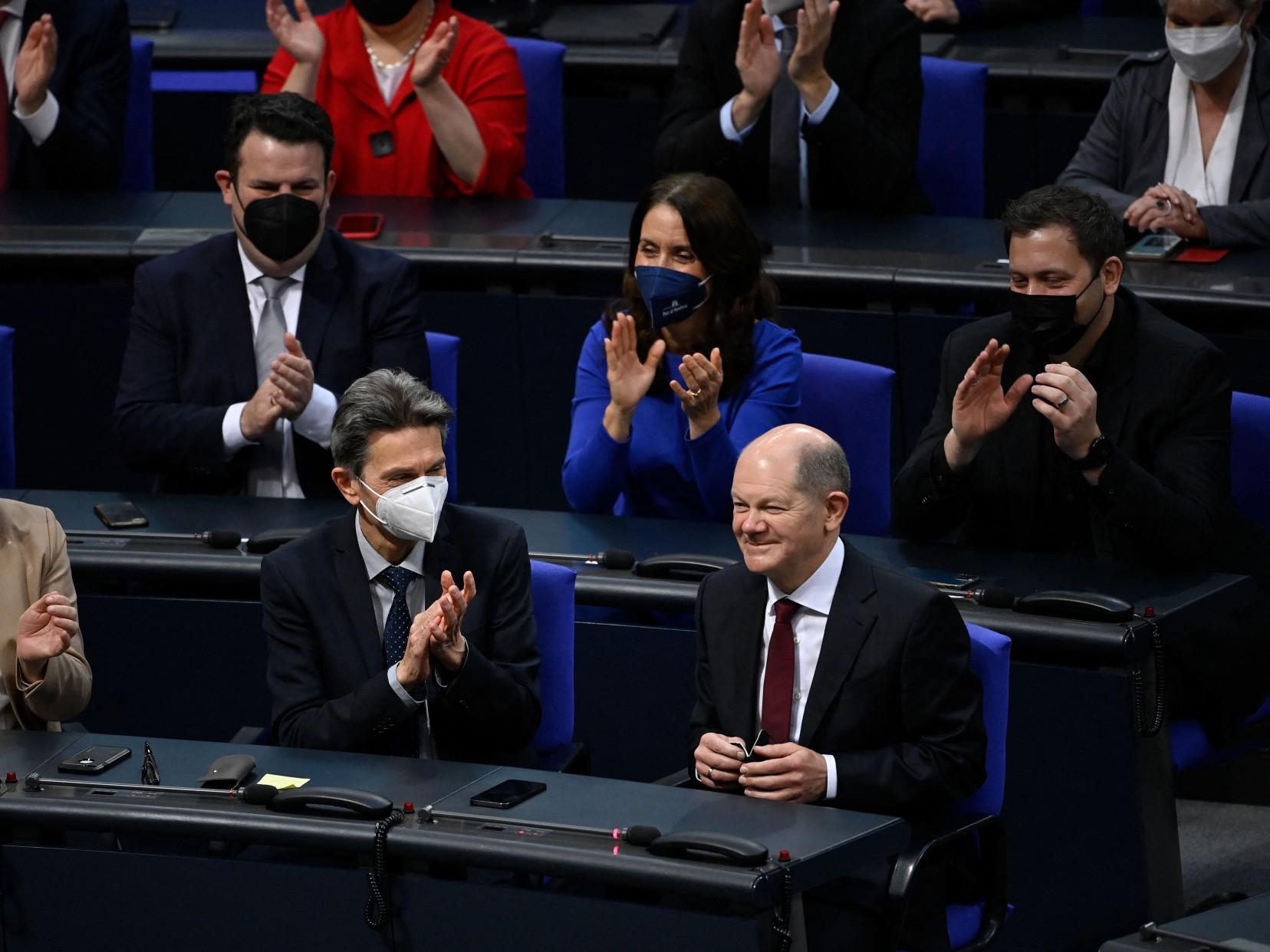 Germania, Olaf Scholz è il nuovo cancelliere