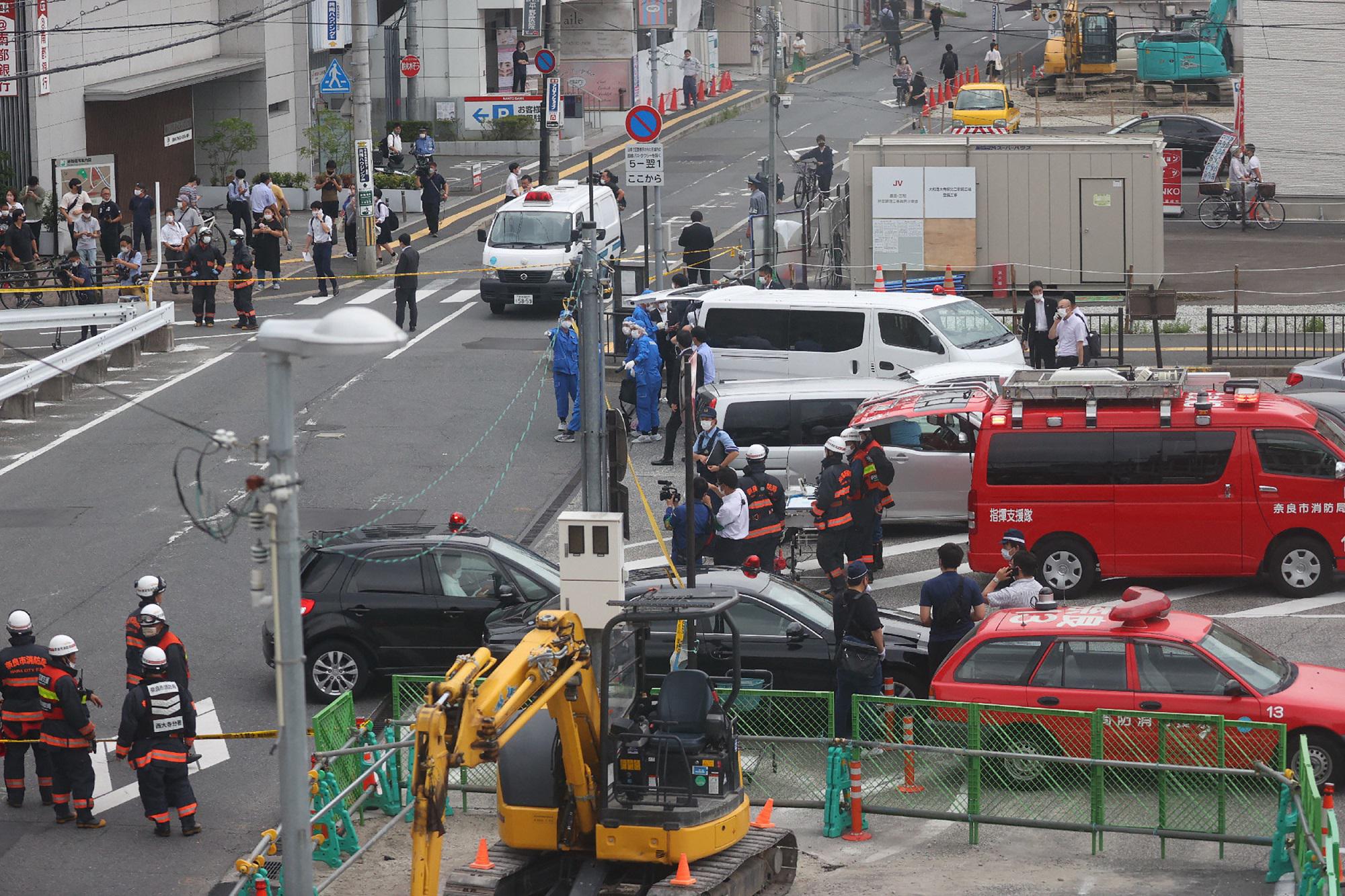 Giappone, chi è l'uomo fermato per spari a Shinzo Abe