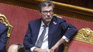 Giorgetti ad Atreju: "Ue come assemblea di condominio, in 27 impossibile decidere"