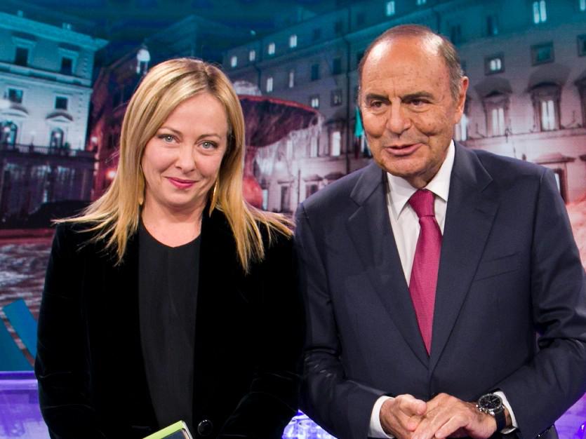 Giorgia Meloni e la battuta a 'Porta a Porta': "Vita privata? What vita privata?"