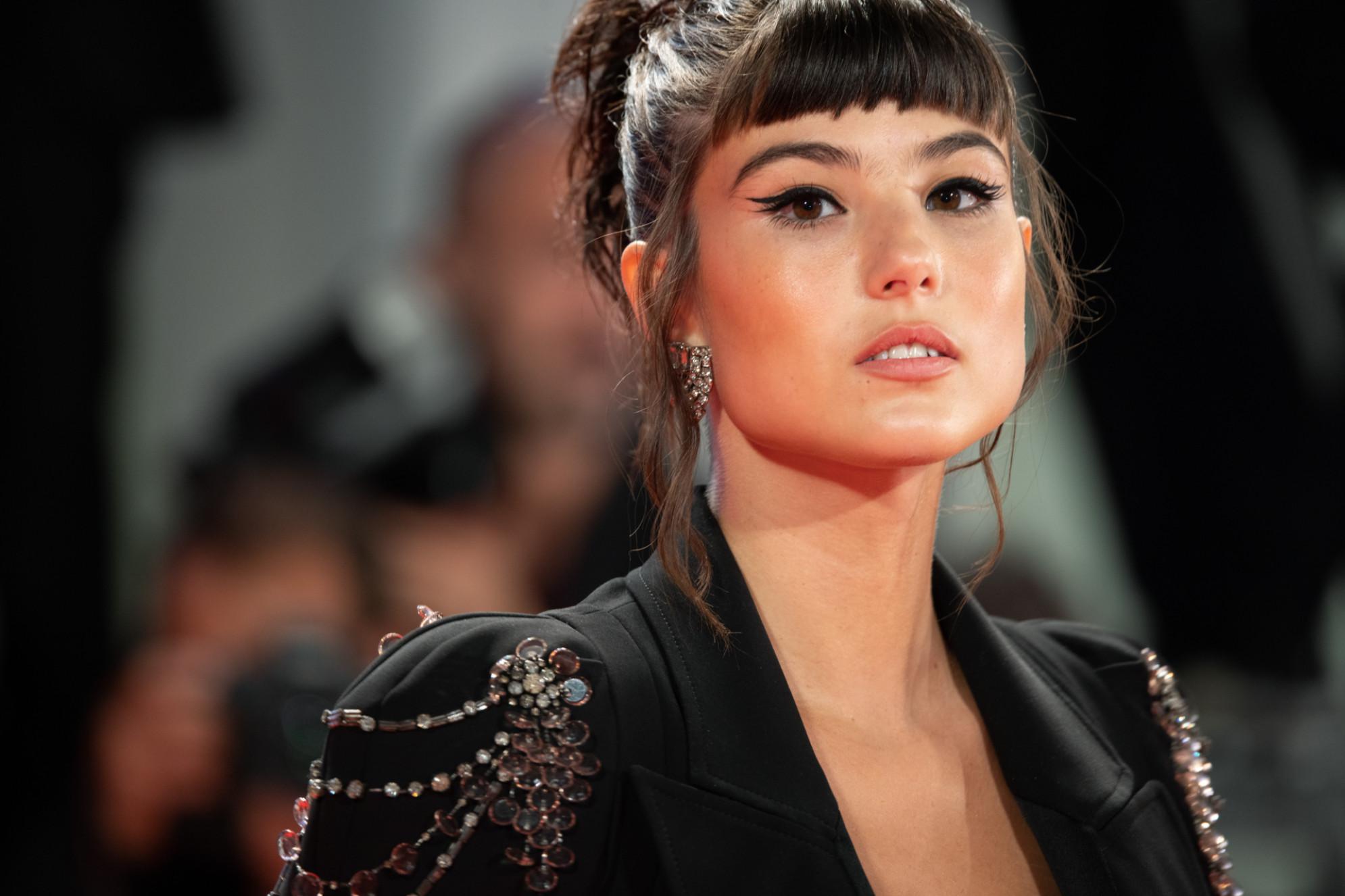 Giorgia Soleri e i biglietti aerei sbagliati: "Ho confuso andata e ritorno"