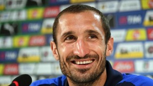 Giorgio Chiellini si ritira dal calcio: "Momento di aprire nuovi capitoli"