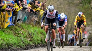 Giro delle Fiandre 2023, Pogacar trionfa