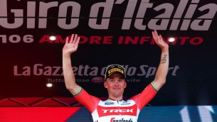 Giro d'Italia 2023, Pedersen vince sesta tappa