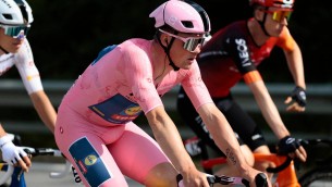 Giro d'Italia, a Pedersen anche la quinta tappa