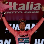 Giro d'Italia, ad Ayuso la settima tappa
