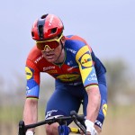 Giro d'Italia, Pedersen in maglia rosa: prima tappa vinta in volata